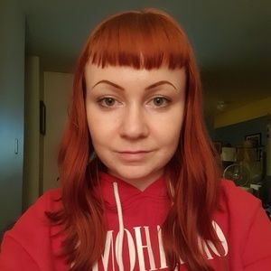 Meet your Posher, Erianne